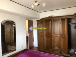 apartament-2-camere-decomandat-finisat-si-mobilat-de-vanzare-ultracentral-in-centru-18